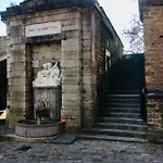 Les Remparts